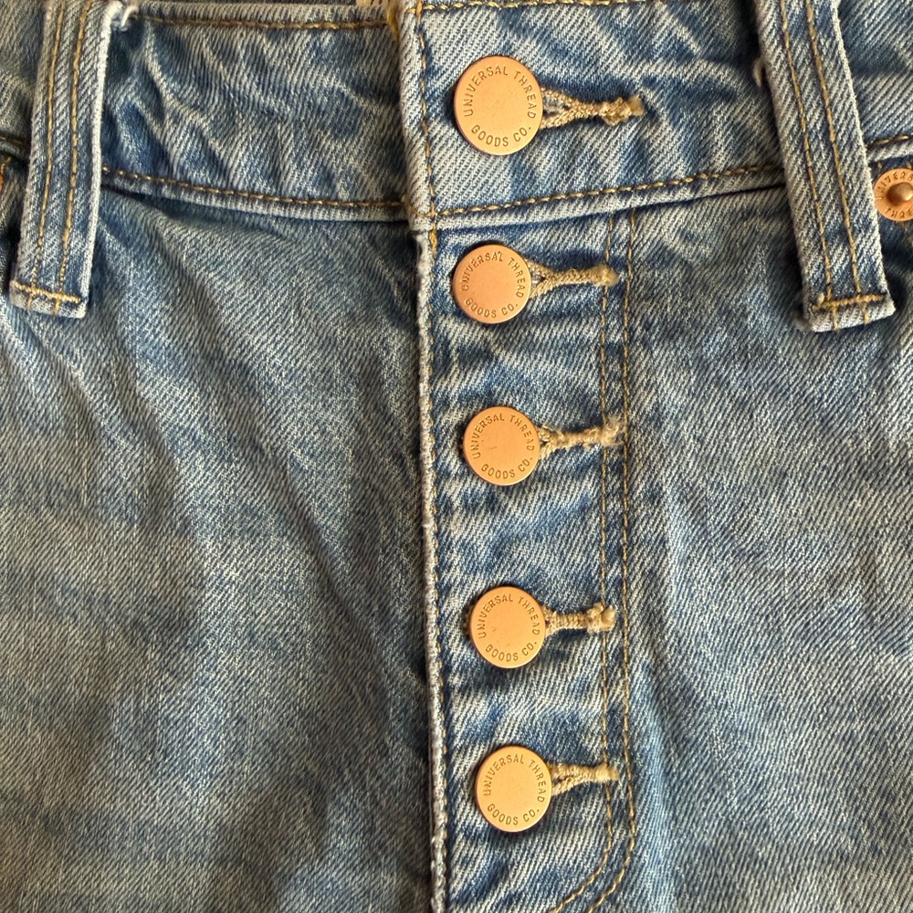 Universal Thread Button Fly Light Blue Jean Shorts Size 4 - Picture 2 of 4